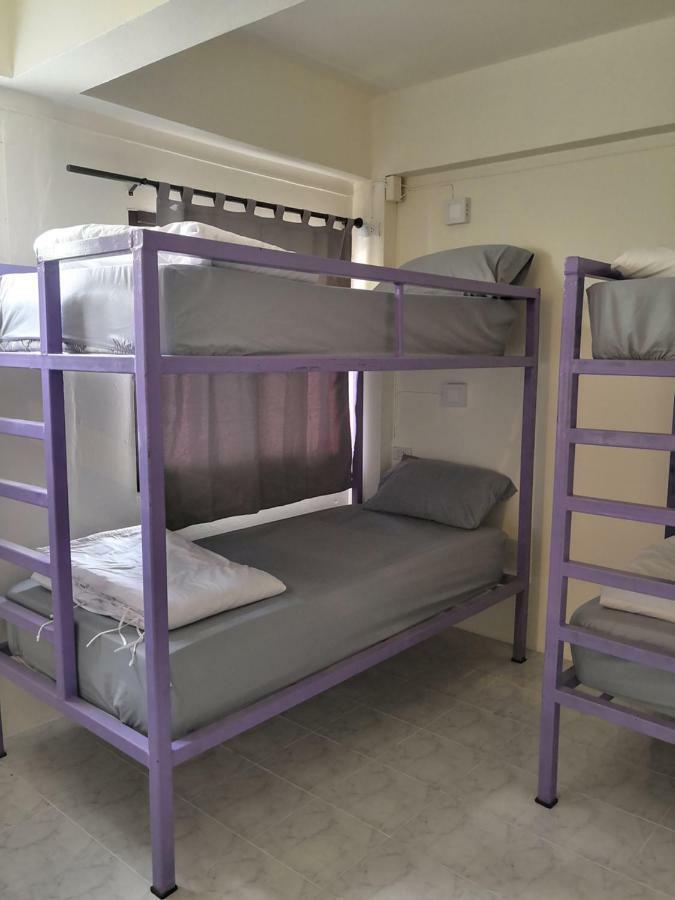 Ostello Purple Monkey Backpackers Chiang Mai Esterno foto