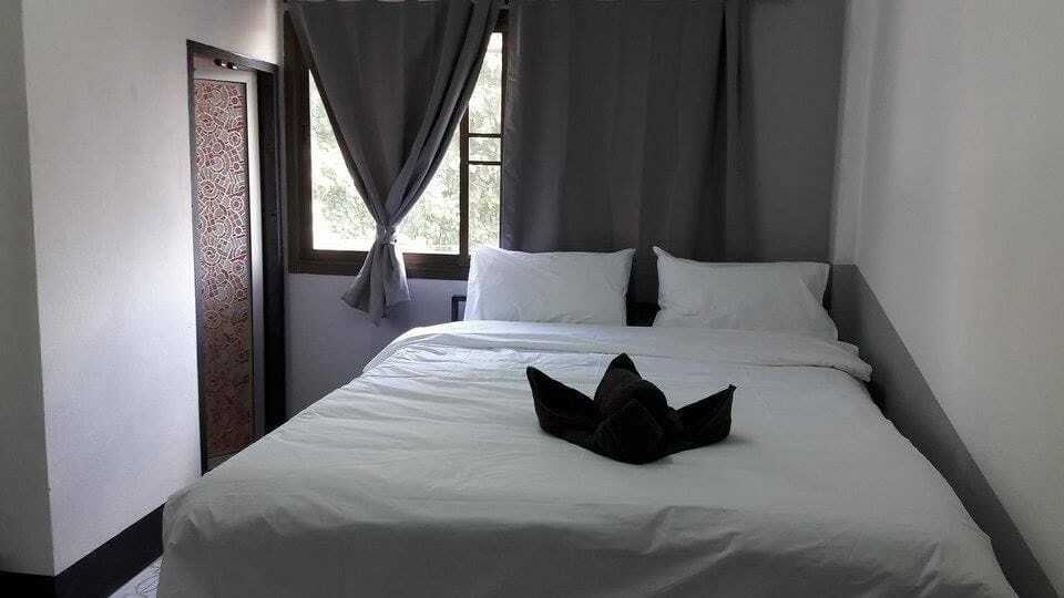 Ostello Purple Monkey Backpackers Chiang Mai Esterno foto